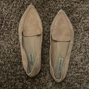 Steve Madden Feather Loafers 9.5
